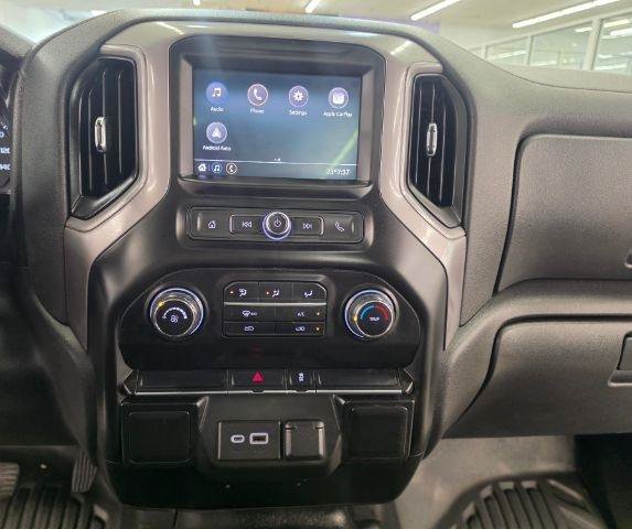 Used 2021 Chevrolet Silverado 1500 W/T AWD/4WD image 15