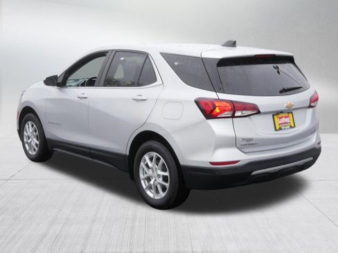 Used 2022 Chevrolet Equinox LT AWD/4WD image 5