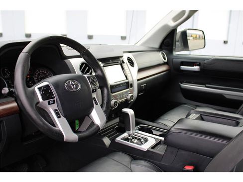 Used 2019 Toyota Tundra Limited image 8