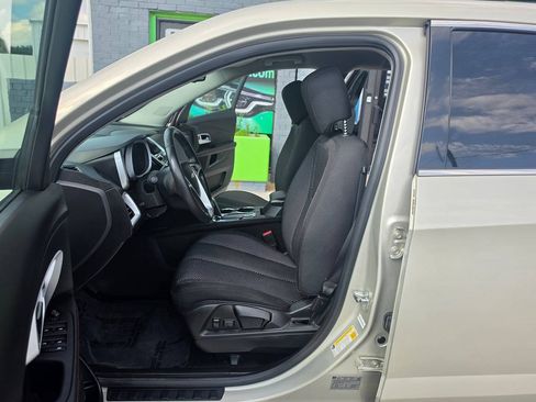 Used 2013 Chevrolet Equinox LT AWD/4WD image 16