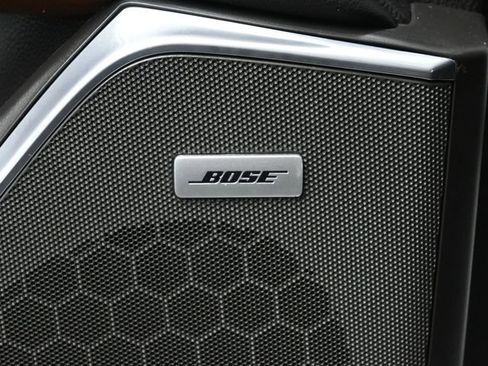 Used 2020 Cadillac Escalade Luxury image 38