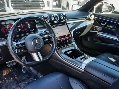 Used 2025 Mercedes-Benz CLE 300 4MATIC Cabriolet image 10