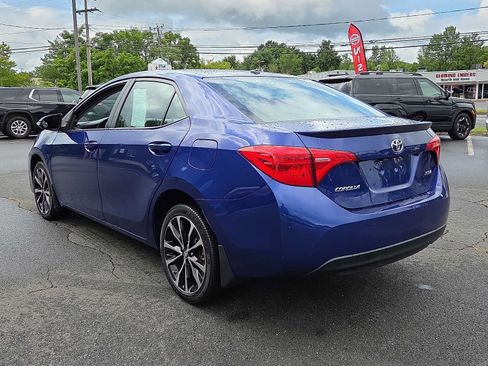Used 2018 Toyota Corolla XSE FWD image 6