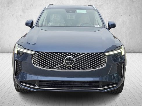 New 2026 Volvo XC90 B6 Ultra w/ Protection Package image 2