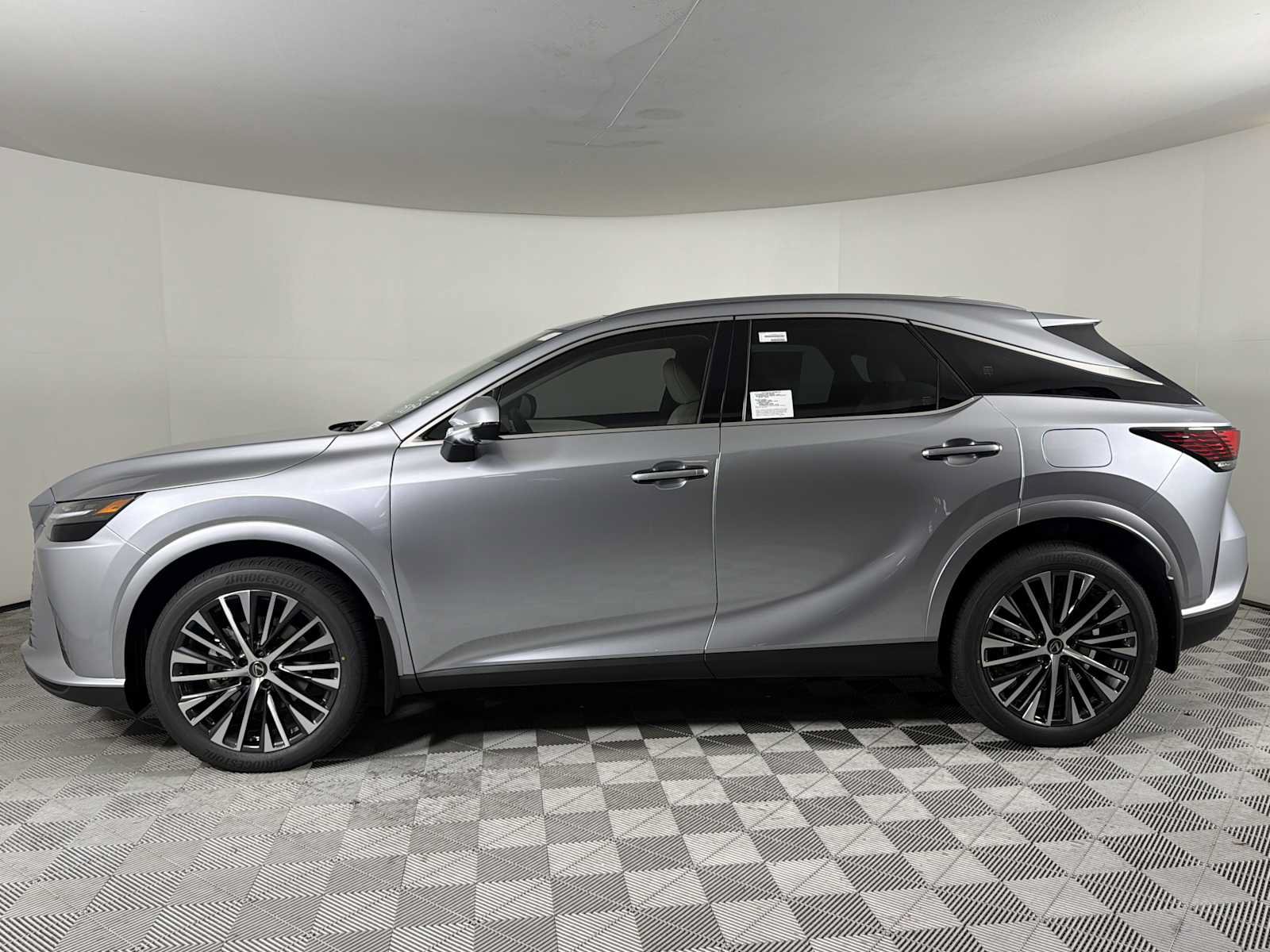 New 2026 Lexus RX 350 Premium Plus w/ Accessory Package (Z1) FWD image 2