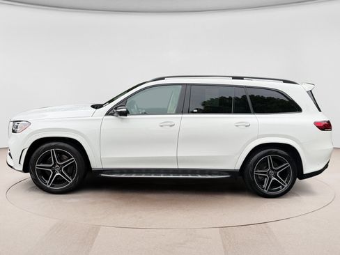 Used 2022 Mercedes-Benz GLS 450 4MATIC image 2