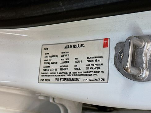 Used 2018 Tesla Model 3 Long Range AWD/4WD image 12