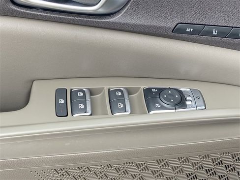 New 2026 Kia Carnival SX image 16