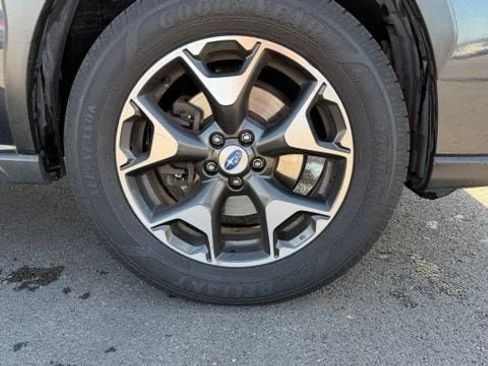 Used 2018 Subaru Crosstrek 2.0i Premium AWD/4WD image 12