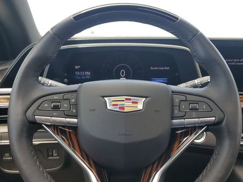 Certified 2024 Cadillac Escalade ESV Premium Luxury RWD image 33