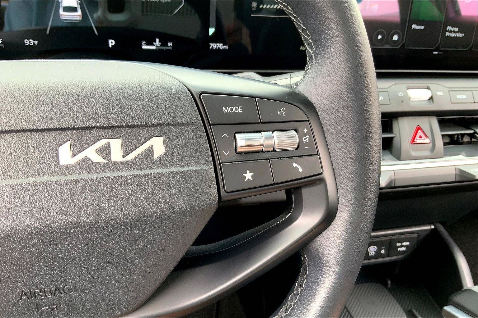 Used 2025 Kia K4 EX FWD image 17