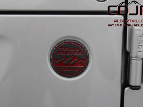 Used 2023 Jeep Gladiator Rubicon w/ Cold Weather Group image 53