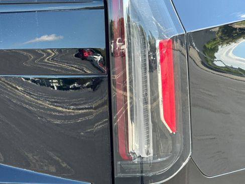 Certified 2024 Cadillac Escalade Sport Platinum image 51