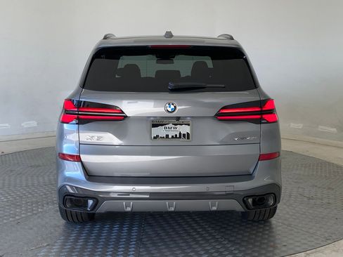 New 2026 BMW X5 xDrive40i w/ M Sport Package image 9