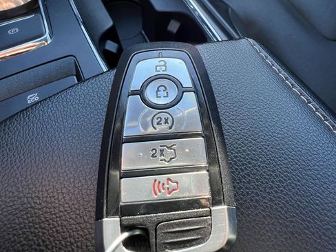 Used 2020 Ford Fusion Titanium image 40
