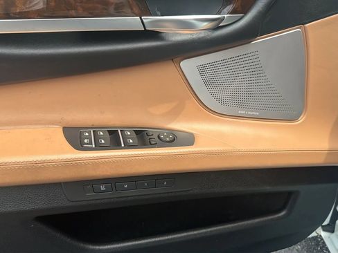 Used 2013 BMW 750Li RWD image 10