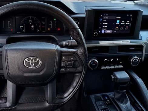 Used 2024 Toyota Tacoma SR5 AWD/4WD image 10