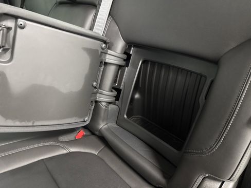 Used 2019 Chevrolet Silverado 1500 LTZ w/ LTZ Plus Package image 22