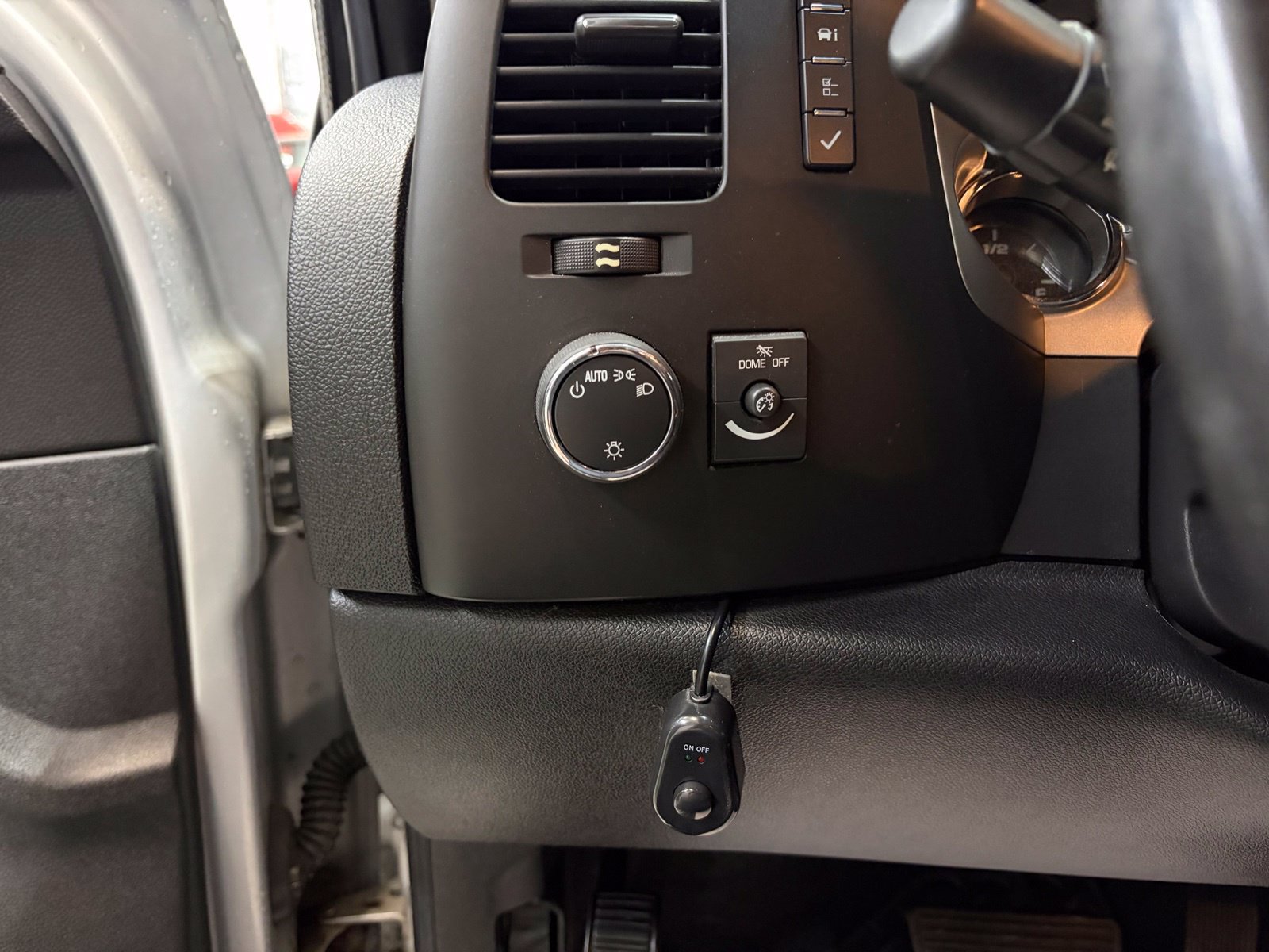 Used 2012 Chevrolet Silverado 1500 LT w/ All-Star Edition AWD/4WD image 18