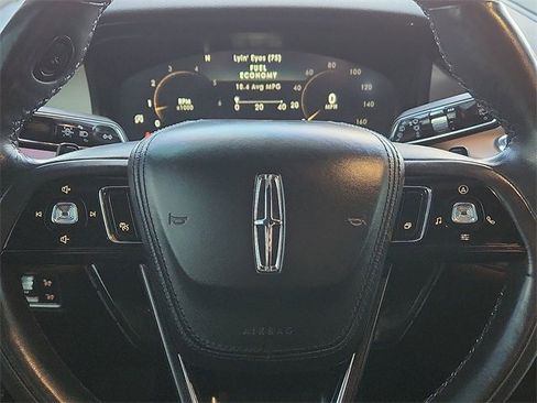 Used 2022 Lincoln Aviator Reserve w/ Equipment Group 201A image 24