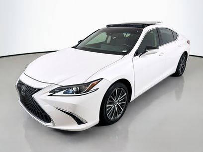 Certified 2022 Lexus ES 350 w/ Premium Package