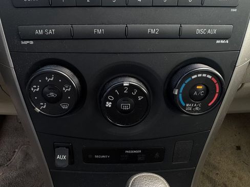 Used 2009 Toyota Corolla LE FWD image 22