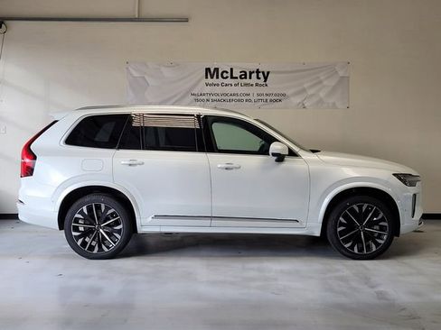 New 2026 Volvo XC90 T8 Plus w/ Protection Package Premier AWD/4WD image 2