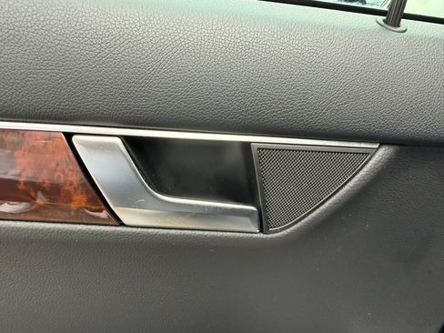 Used 2012 Mercedes-Benz C 300 4MATIC Sedan image 21