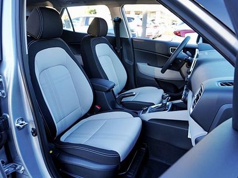 New 2026 Hyundai Venue SEL image 15