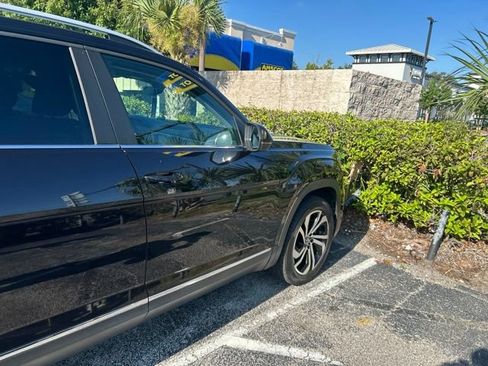 Used 2022 Volkswagen Atlas SEL AWD/4WD image 6