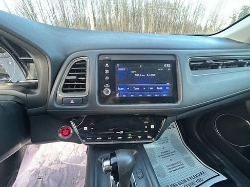 Used 2022 Honda HR-V EX image 12