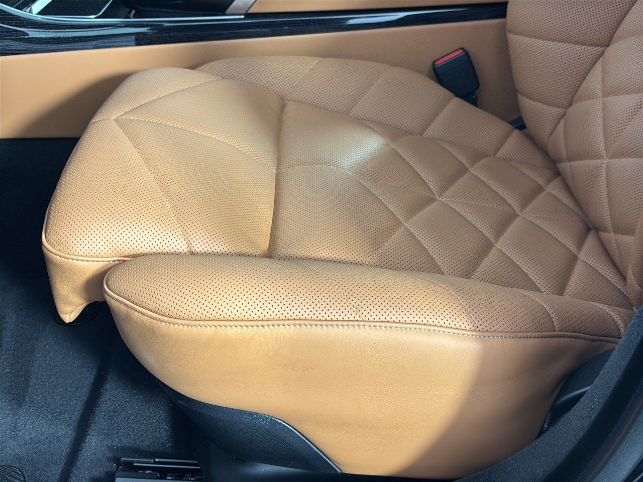 Used 2026 BMW 740i RWD image 16