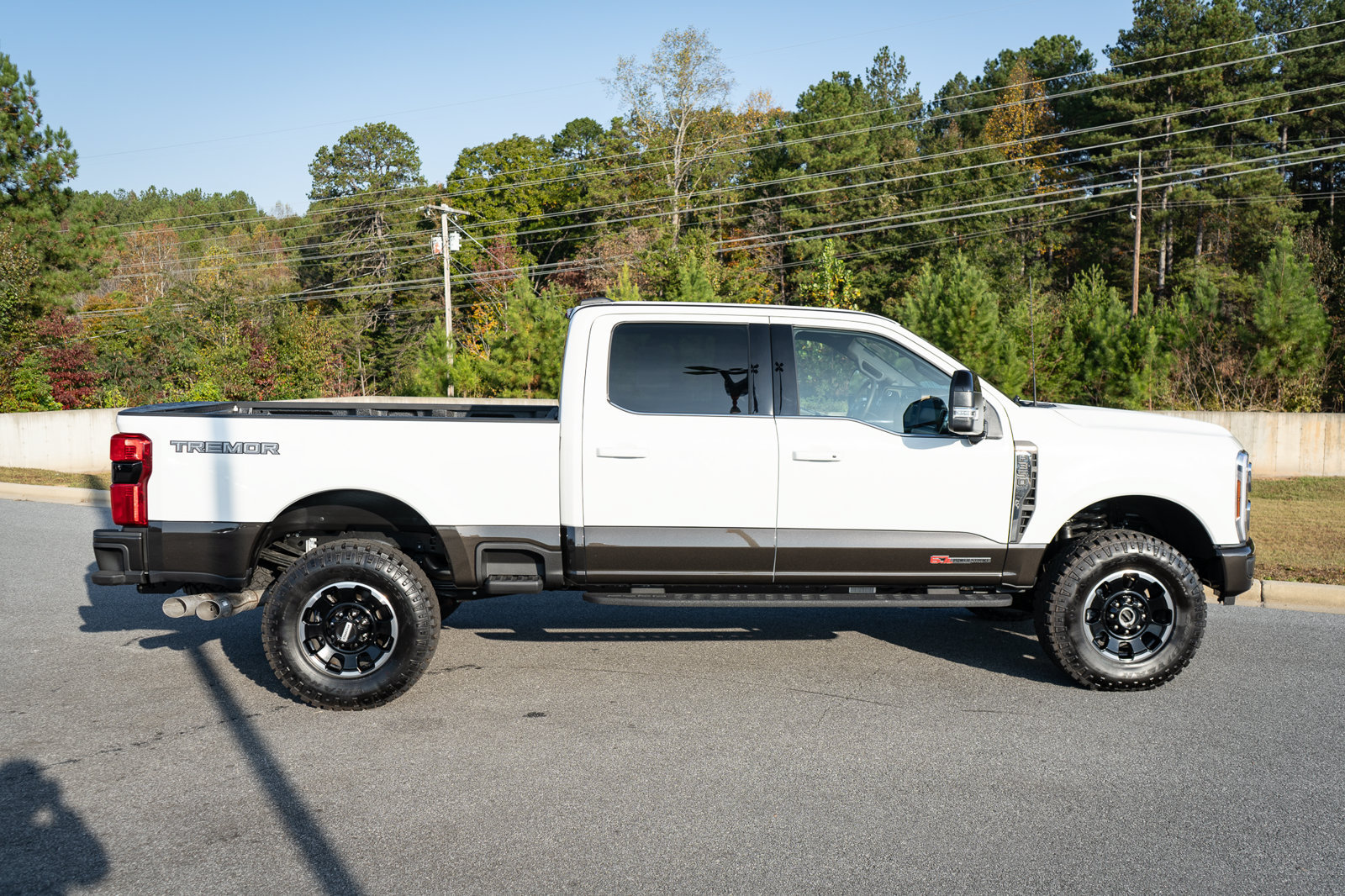 Used 2025 Ford F350 King Ranch w/ Tremor Off-Road Package AWD/4WD image 25