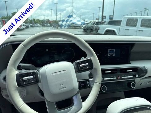 Used 2026 Hyundai Palisade SEL FWD image 10
