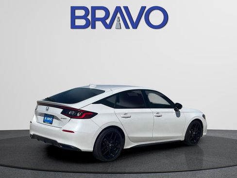 Used 2025 Honda Civic Sport image 6