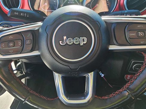 Used 2022 Jeep Gladiator Rubicon w/ LED Lighting Group AWD/4WD image 22