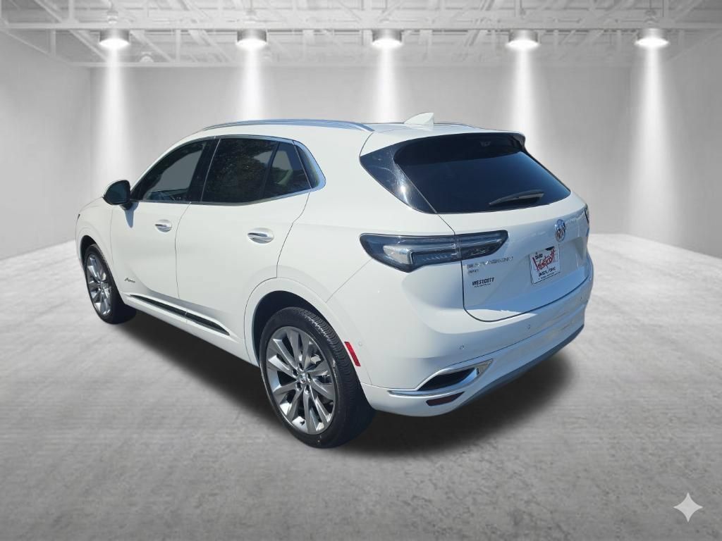Certified 2022 Buick Envision Avenir w/ Technology Package II AWD/4WD image 9