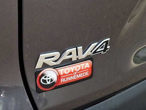 Certified 2024 Toyota RAV4 LE AWD/4WD image 30