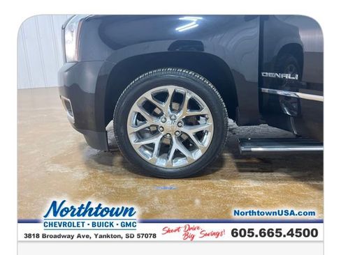 Used 2019 GMC Yukon XL Denali image 43