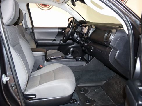 Used 2023 Toyota Tacoma SR image 55