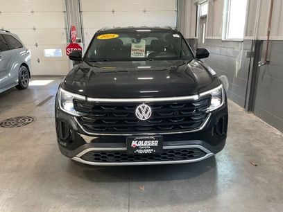 Used 2025 Volkswagen Atlas Cross Sport SE