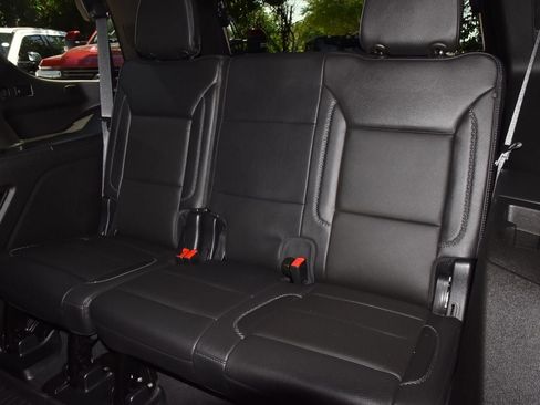 Used 2023 GMC Yukon Denali w/ LPO, Floor Liner Package AWD/4WD image 15