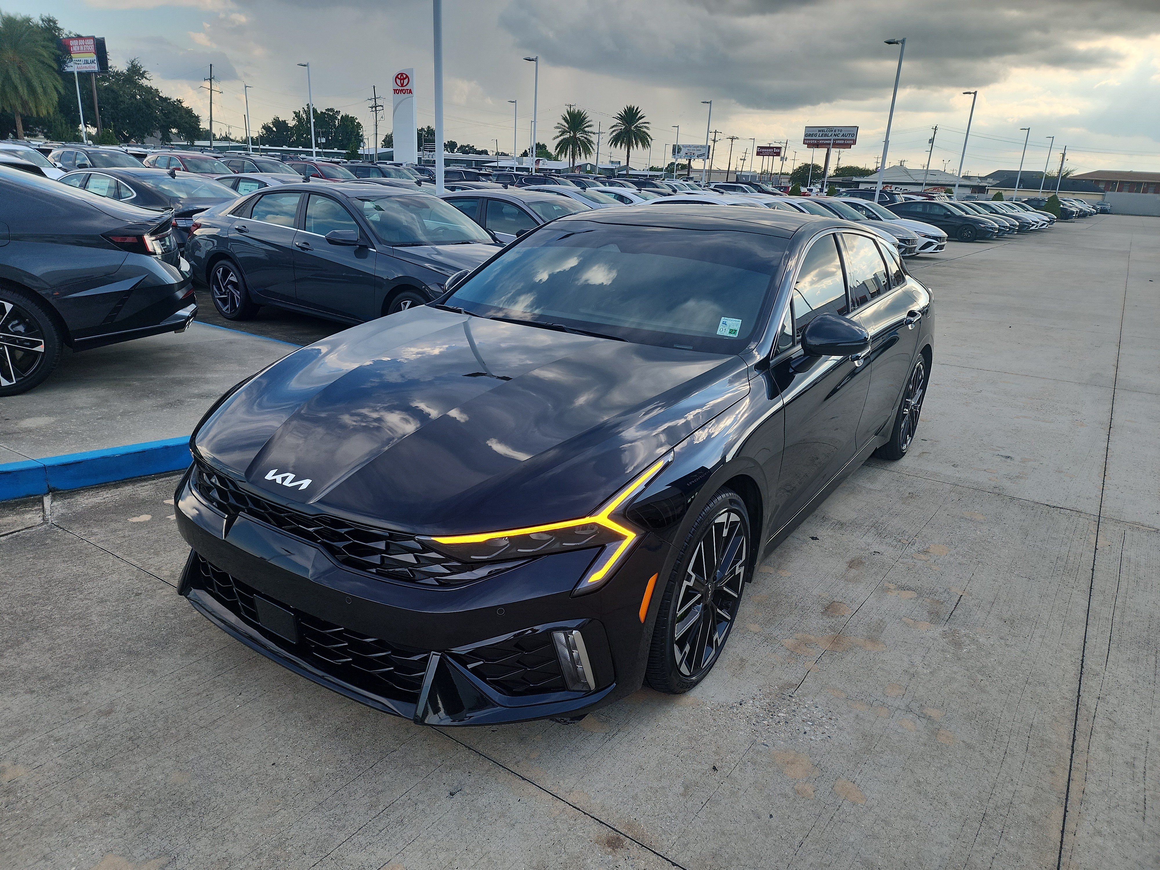 Used 2026 Kia K5 GT FWD image 3