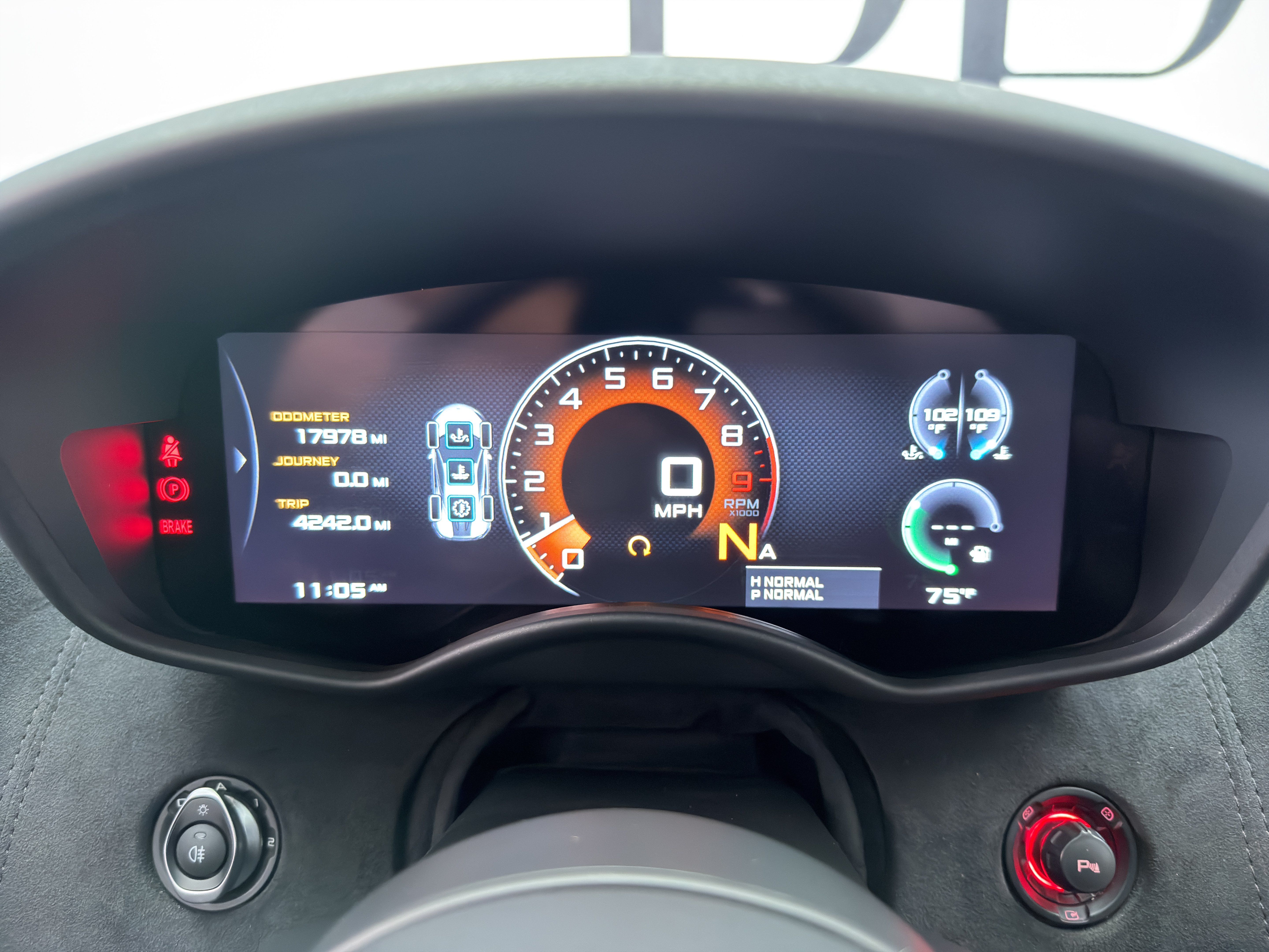 Used 2019 McLaren 600LT RWD image 23
