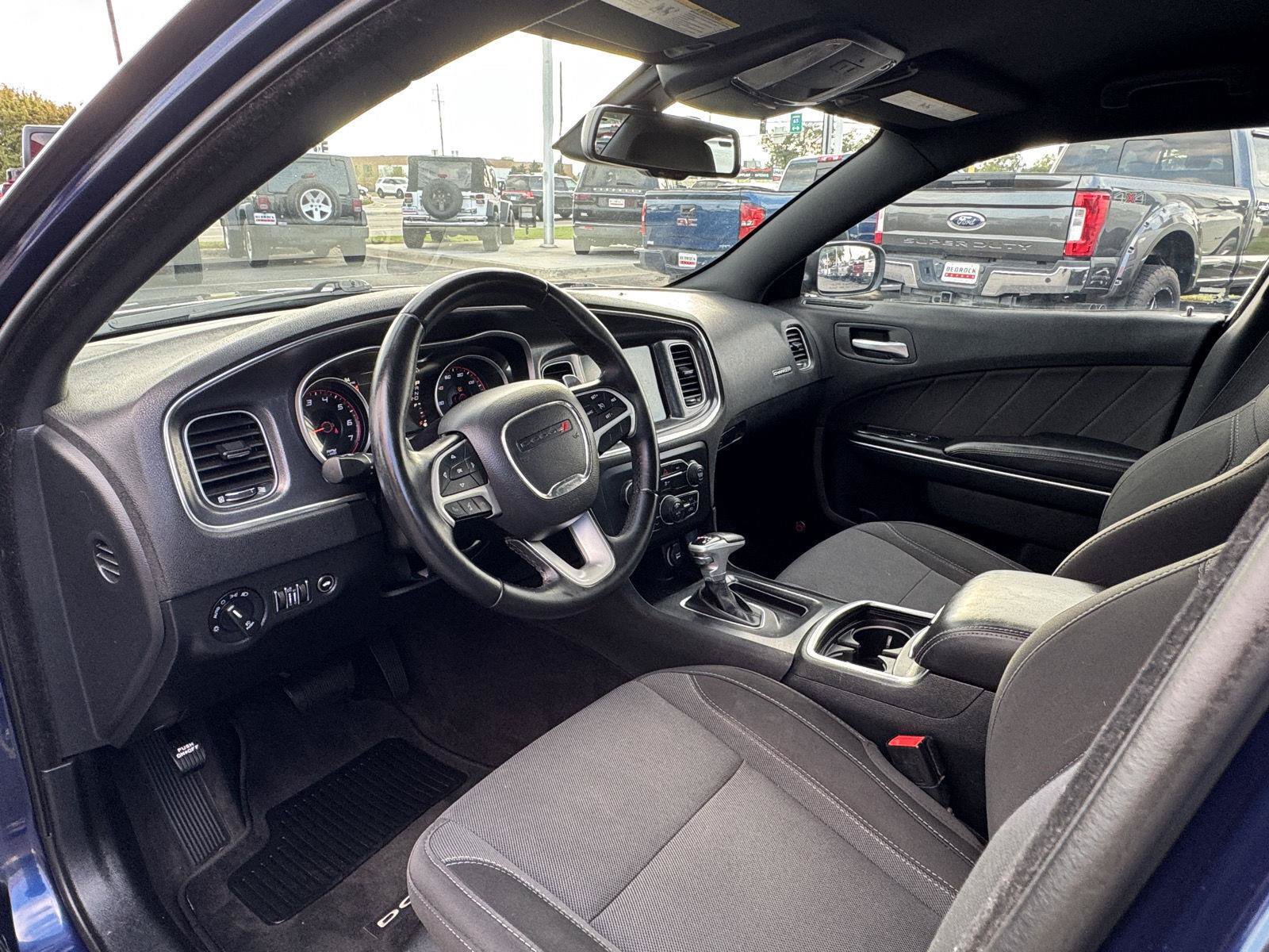 Used 2016 Dodge Charger SXT w/ Rallye Group AWD/4WD image 16