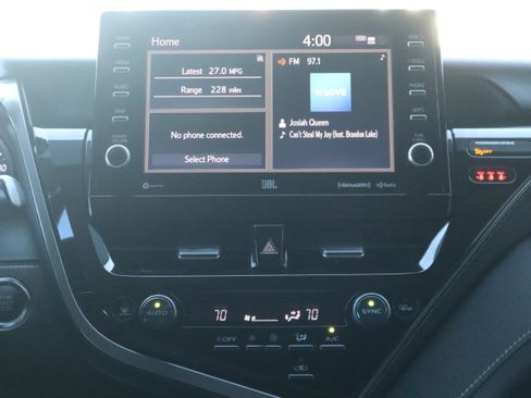 Used 2021 Toyota Camry XSE image 13