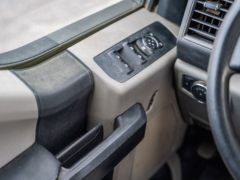 Certified 2020 Ford F250 XL w/ STX Appearance Package image 26