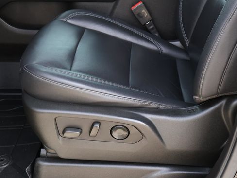 Used 2021 Chevrolet Tahoe Z71 w/ Luxury Package image 17