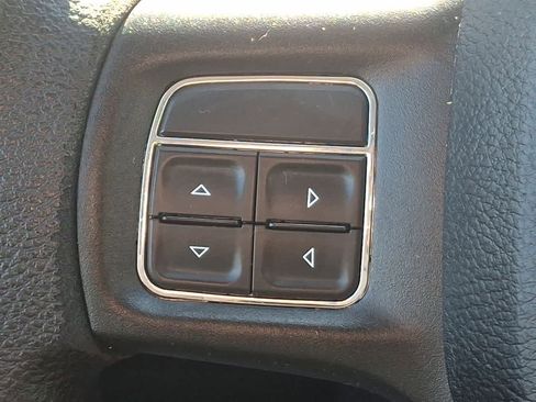 Used 2017 RAM 1500 Express image 23