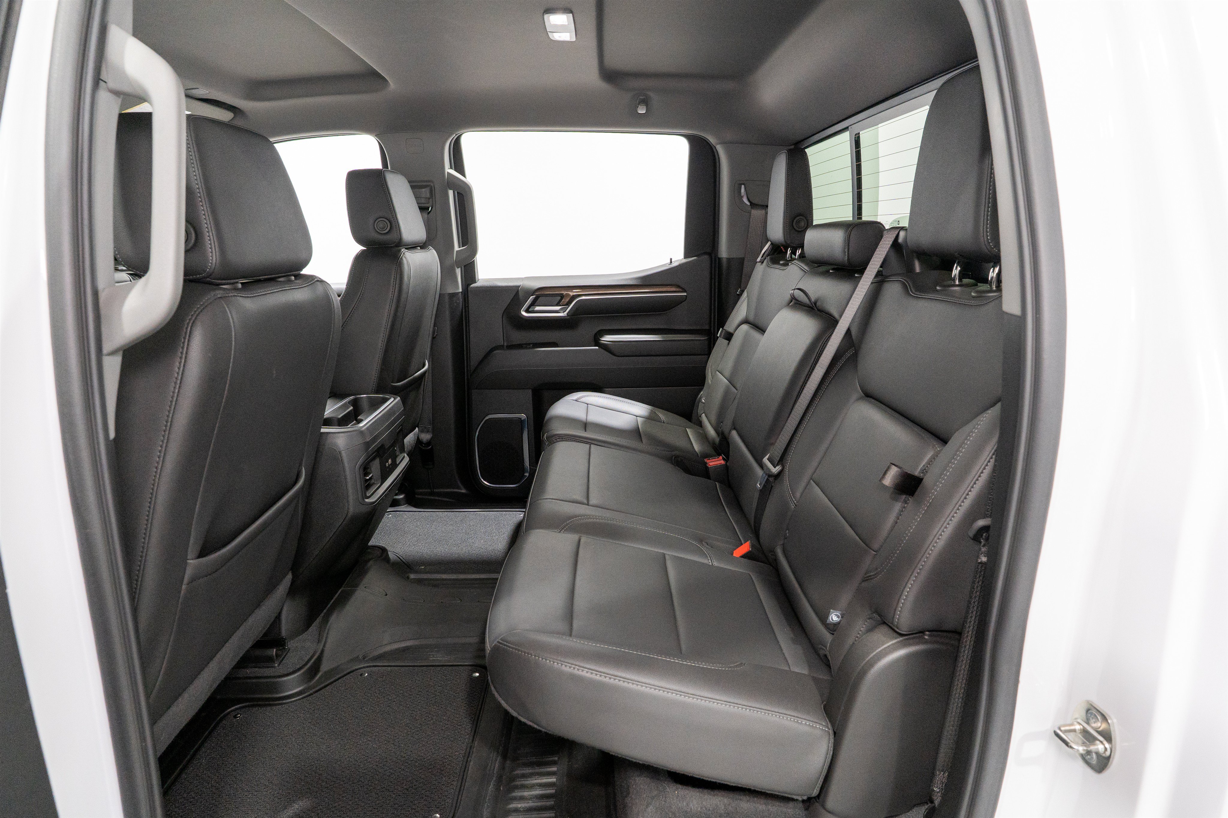 Used 2024 Chevrolet Silverado 1500 RST AWD/4WD image 29